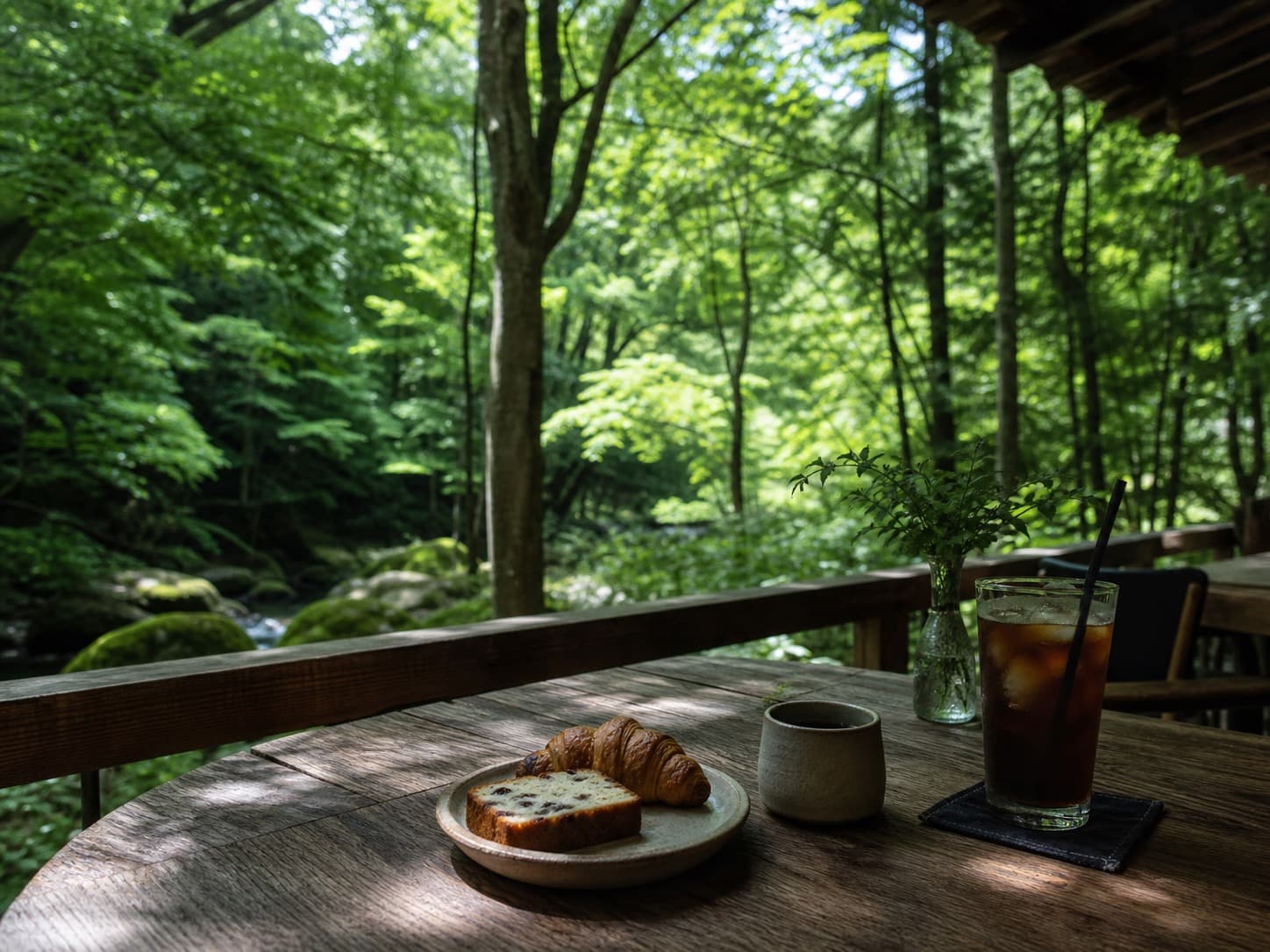 夏の那須高原とカフェの季節イメージ